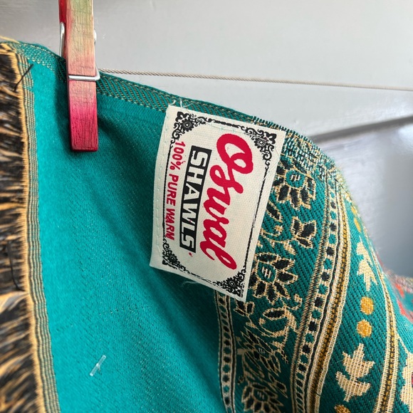 OSWAL Shawls new - Picture 4 of 8